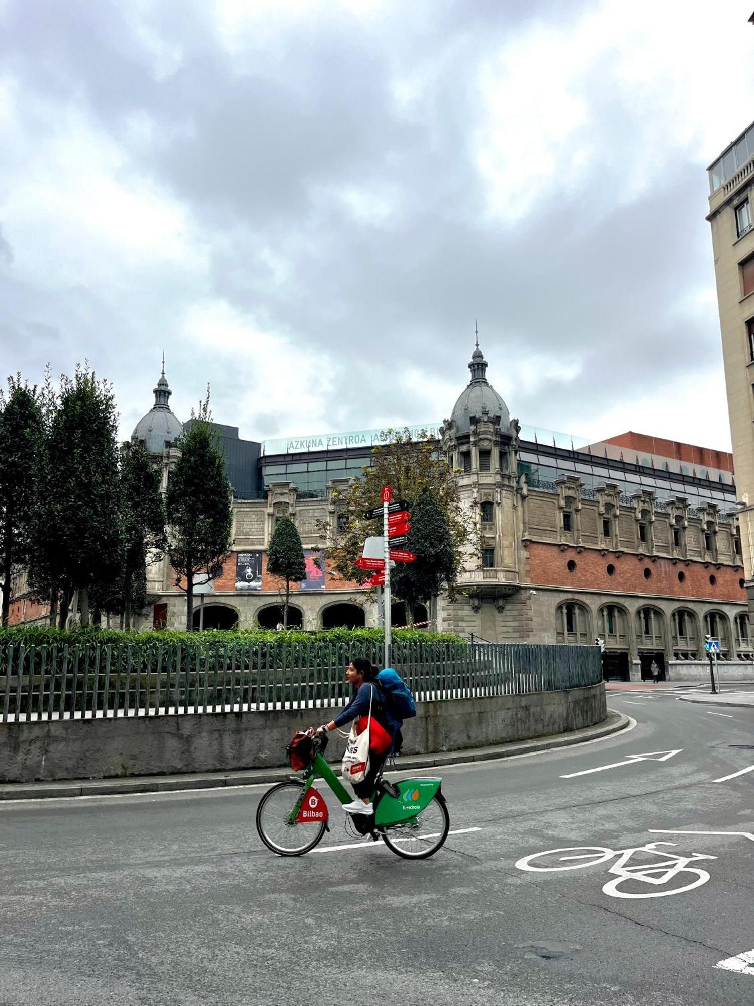 Piso En El Centro De Bilbao, Frente A La Alhondiga Διαμέρισμα Εξωτερικό φωτογραφία